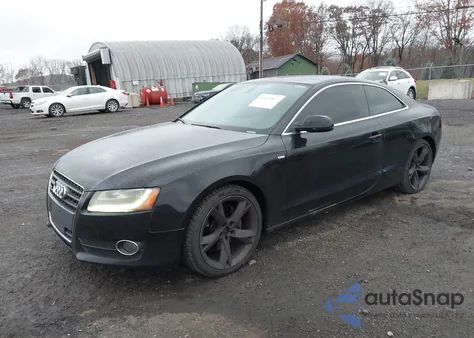2011 Audi A5 2.0T Premium z USA, uszkodzony, nr VIN WAULFAFRXBA071322